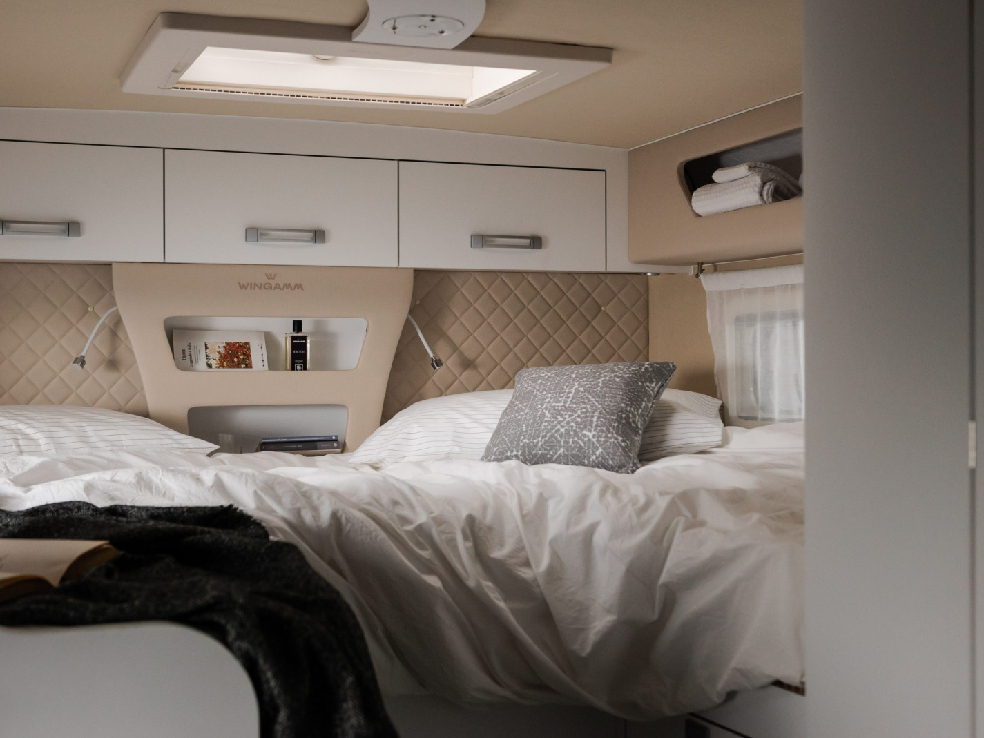 - oasi 690 - luxury camper twin bed 126 - camper oasi 690 - luxury camper twin bed 126 - camper